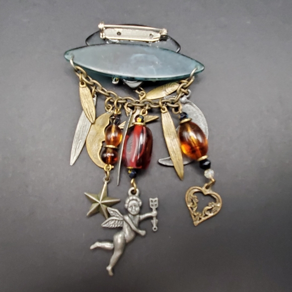 Boho handmade charm broach - Picture 3 of 4